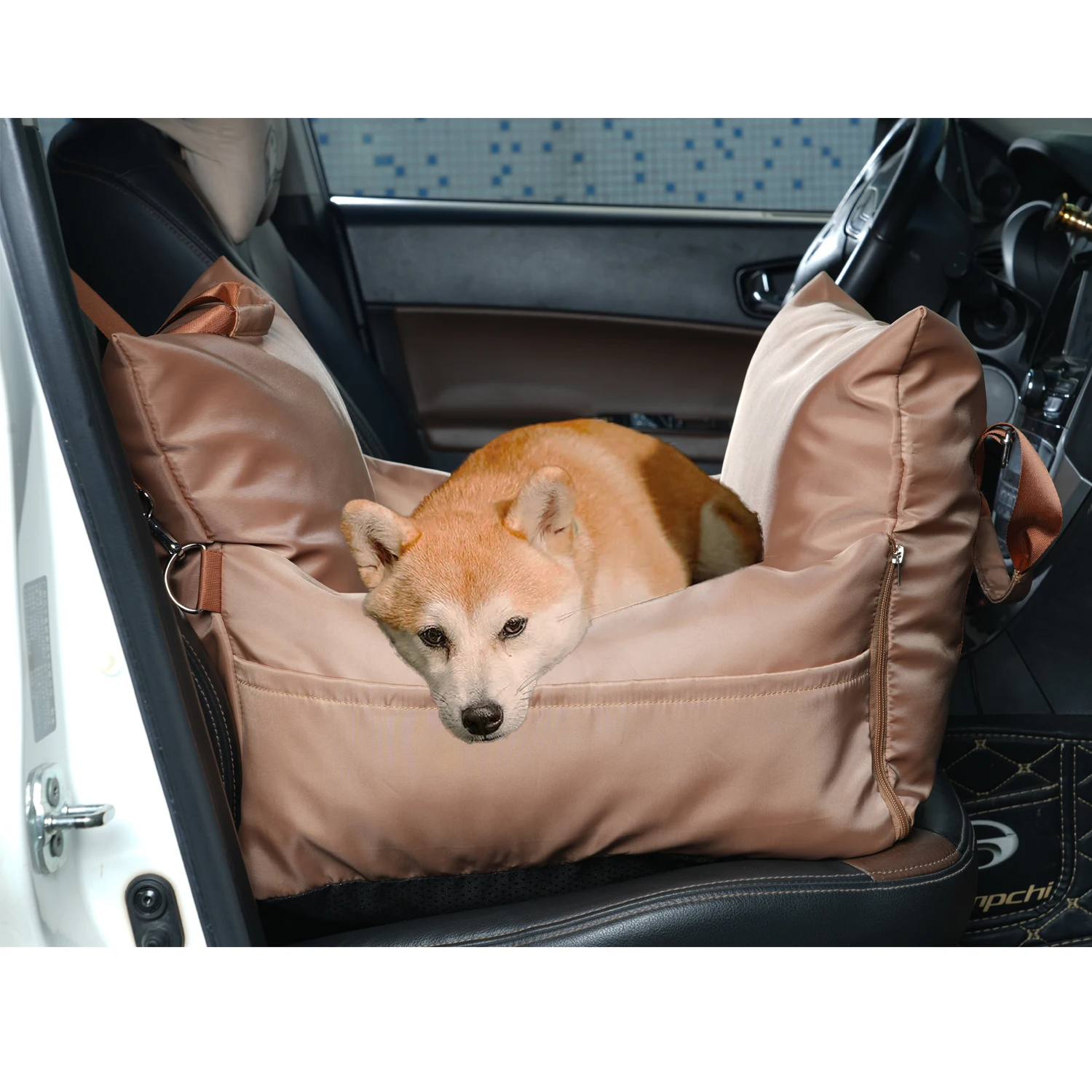 Pehmopesä autoon